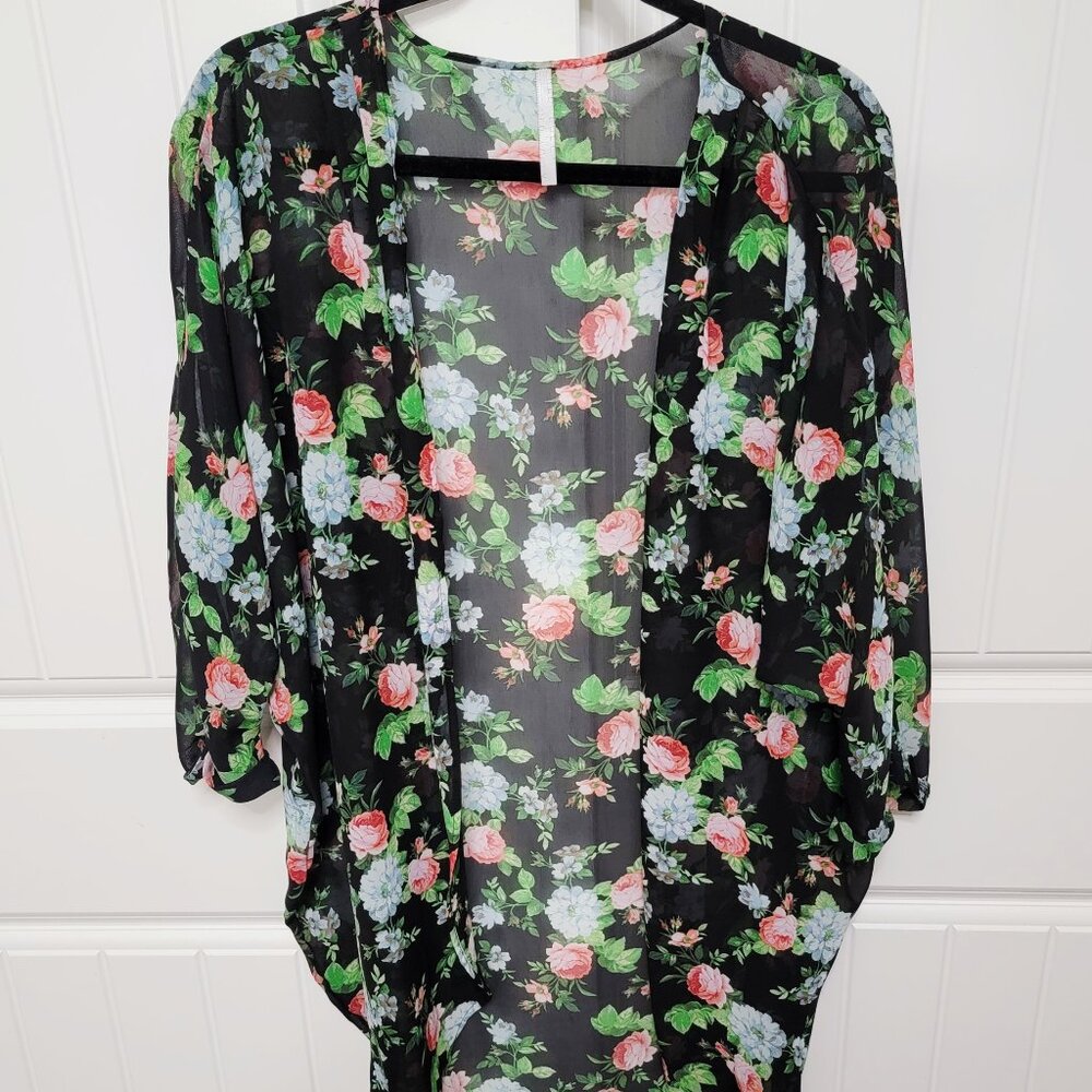 Red Lolly Womens Size Large Kimono Cardigan Cover-Up Sheer Black Floral EUC